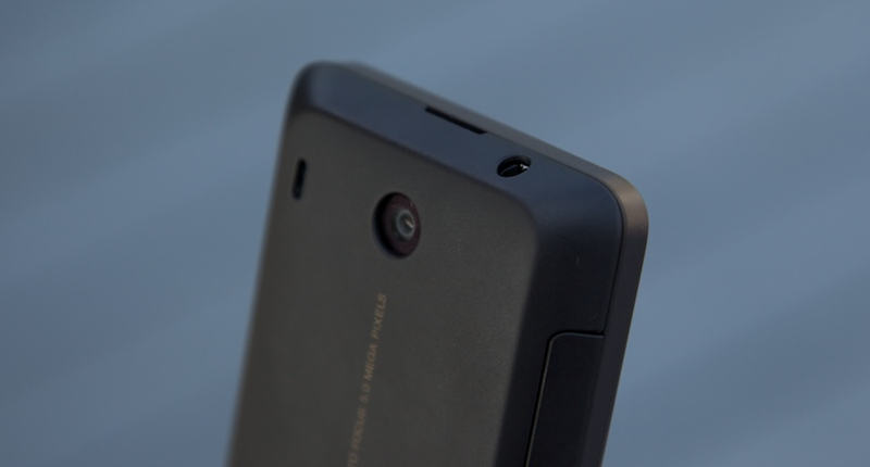 Illustration for article titled HTC Hero Review: Ambitious, But Tragically Flawed